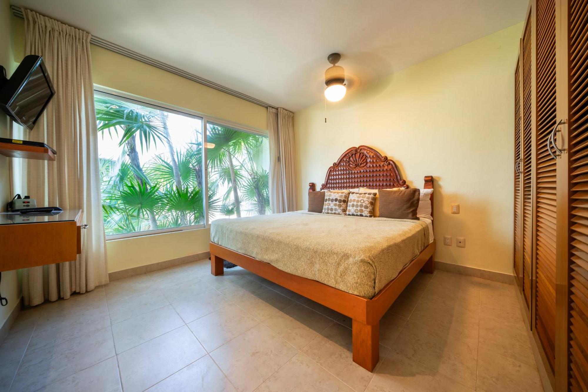 With 4 Bedrooms - Spacious Oceanview With Private Pool At Pura Vida